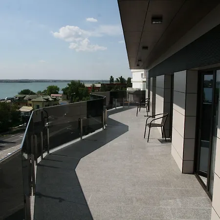 Scapino 4*